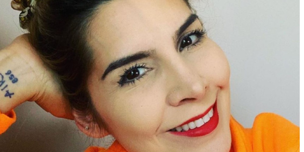 ¿Quién es Karla Panini y por qué la atacan?