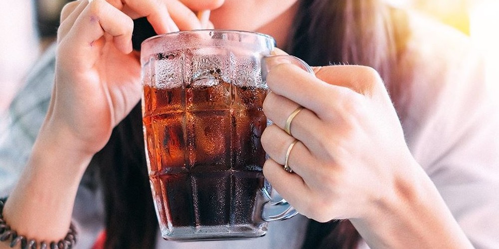 7 cosas que te pasan al beber refresco