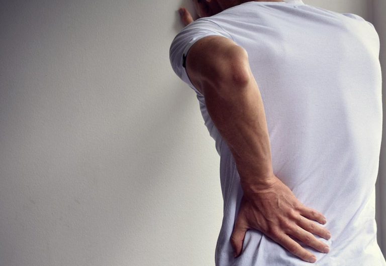 7 señales de que podrías tener cálculos renales