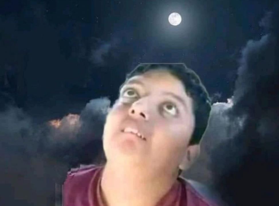 Los mejores memes del eclipse lunar 2021